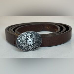 Mossimo Supply Co. Women’s Dark Brown Leather Belt Ornate Silver‎ Buckle Size S